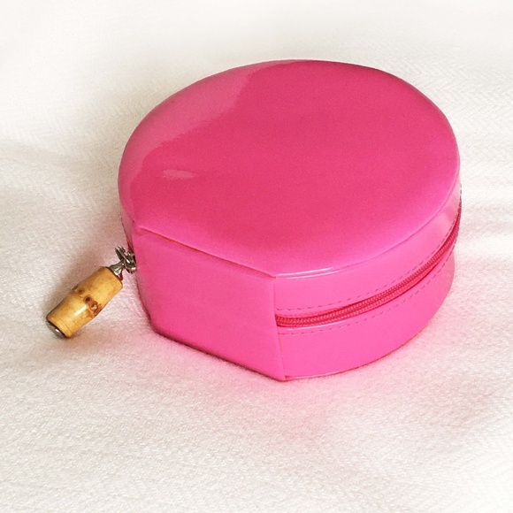 Hot Pink Mini Round Jewellery Case - Picture 3 of 6